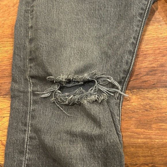 Levi's Jeans Womens 26x28 Black 501 Skinny Premium Denim Button Fly - Picture 2 of 9